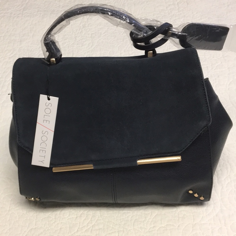 Satchel style purse